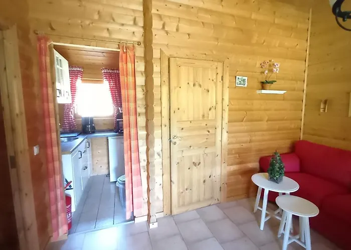 Hensel بيت للعطل *