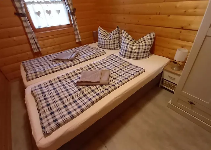 Hensel بيت للعطل